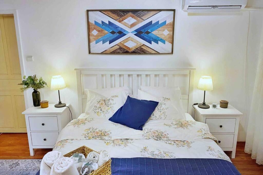 The Secret Lodge- New With Private Garage, Entire House Veliko Tărnovo Exteriör bild