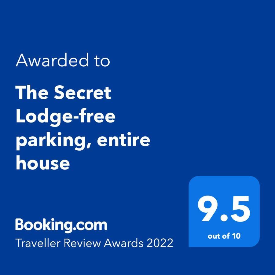 The Secret Lodge- New With Private Garage, Entire House Veliko Tărnovo Exteriör bild
